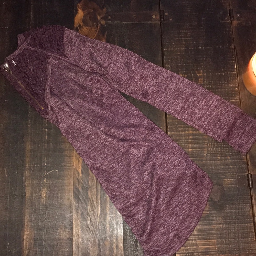Eyeshadow long sleeve shirt